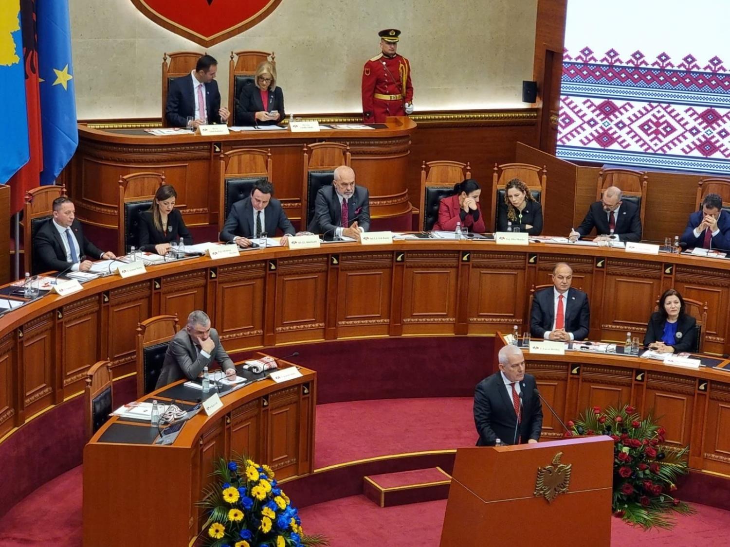 Kosova dhe Shqipëria mbajtën mbledhjen e parë të përbashkët të dy kuvendeve